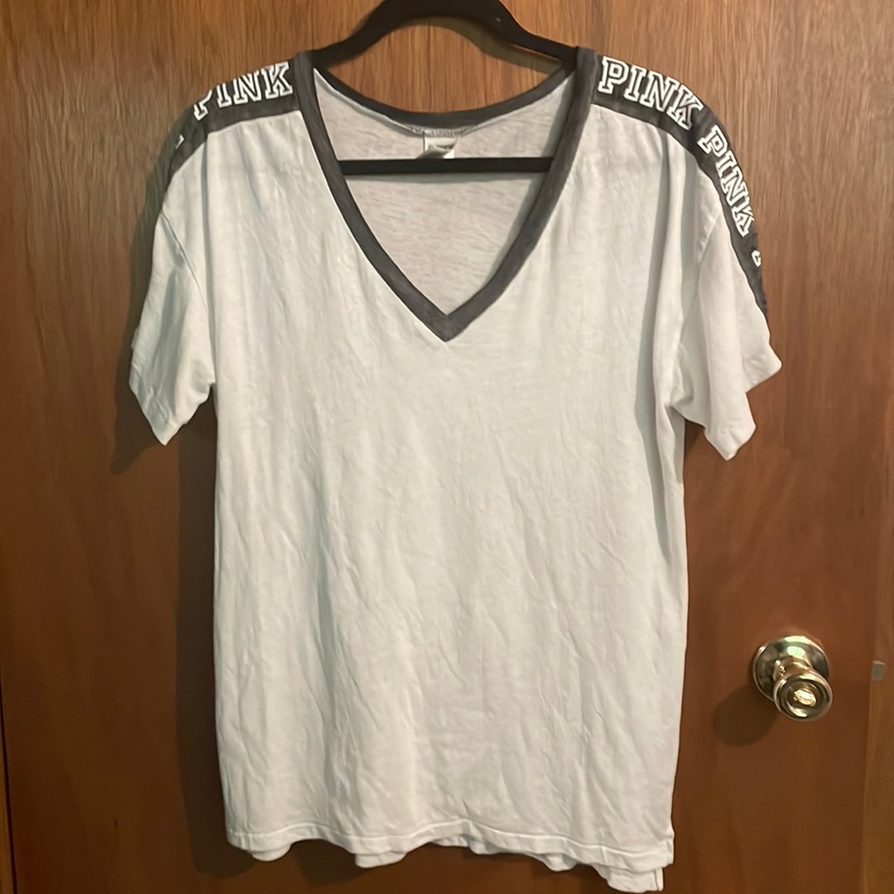 Woman’s M PINK T-shirt runs bigger